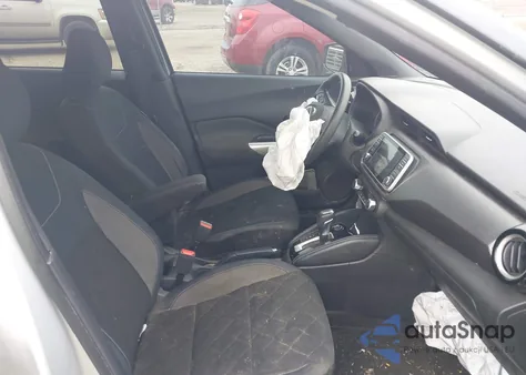 2020 Nissan Kicks Sv Xtronic Cvt from USA, damaged, VIN 3N1CP5CV7LL496745